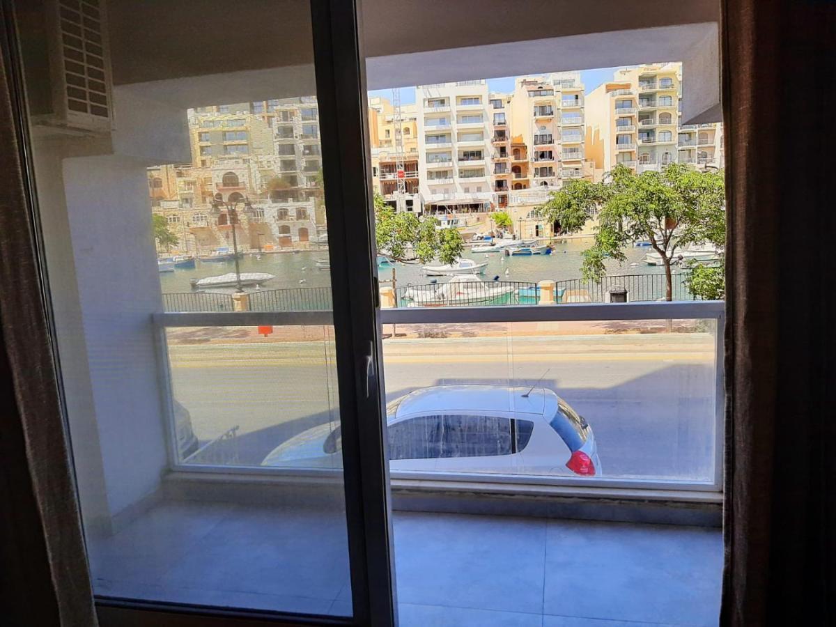 St Julians Bay Sea Front Appartement