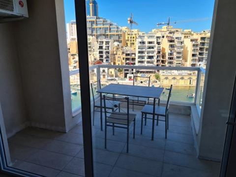 St Julians Bay Sea Front Apartment